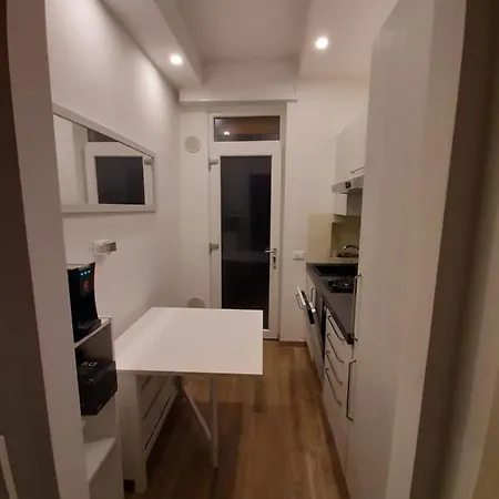 Appa49 Vicino Ospedale Borgo Roma, Fiera E Univr