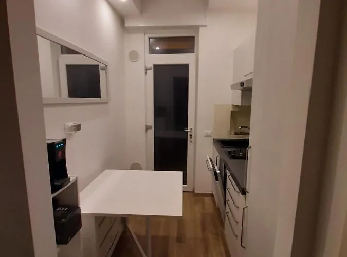 Appa49 Vicino Ospedale Borgo Roma, Fiera E Univr